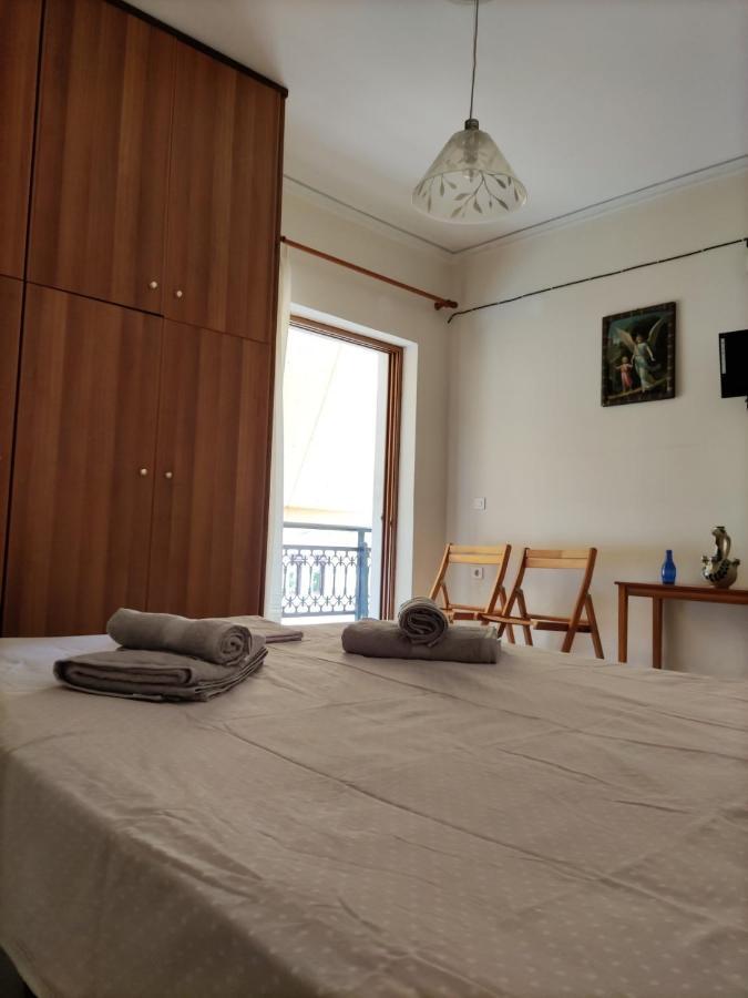 Διαμέρισμα Για Οικογένεια Με Θέα Την Θάλασσα Lägenhet Arkoudi Exteriör bild